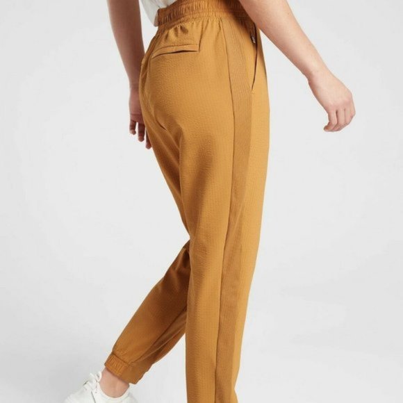 Athleta Textured Brooklyn Joggers size 0 Black - Picture 6 of 9